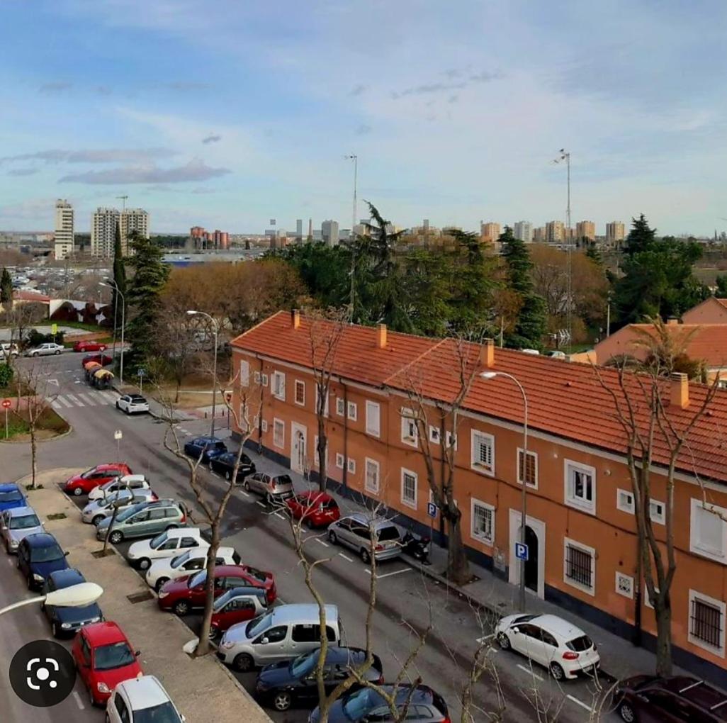 Habitacion Privada En Piso A 10 Minutos De Atocha Madrid Exterior foto